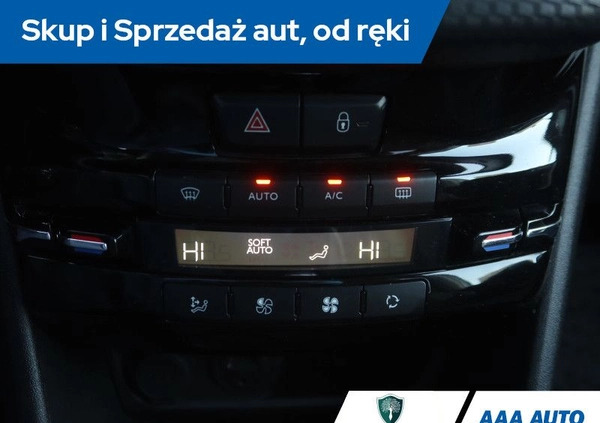 Peugeot 2008 cena 48501 przebieg: 120217, rok produkcji 2016 z Babimost małe 211